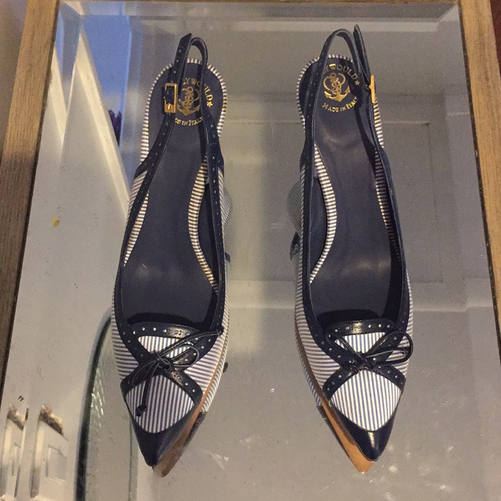 HOLLY WOULD Esther Pump in Navy & White Size 41